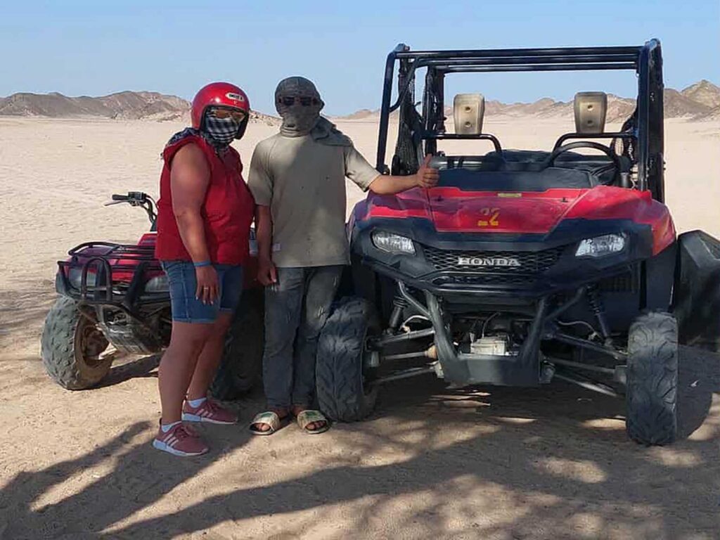 Private Super Buggy Tour – Abenteuer, Beduinendorf, Show & Abendessen