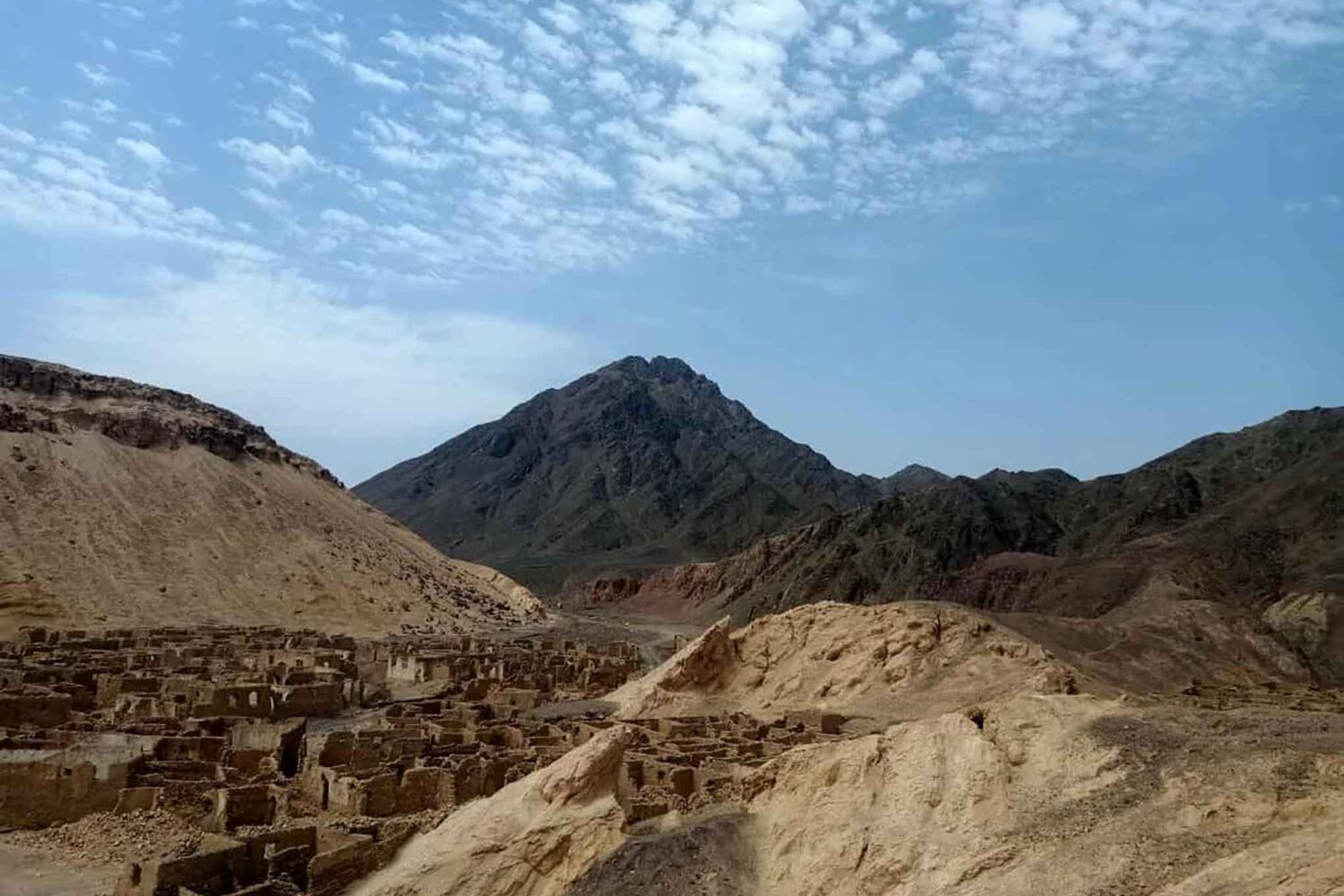 Private Quad Tour zum Sonnenuntergang – Berge & Geisterstadt