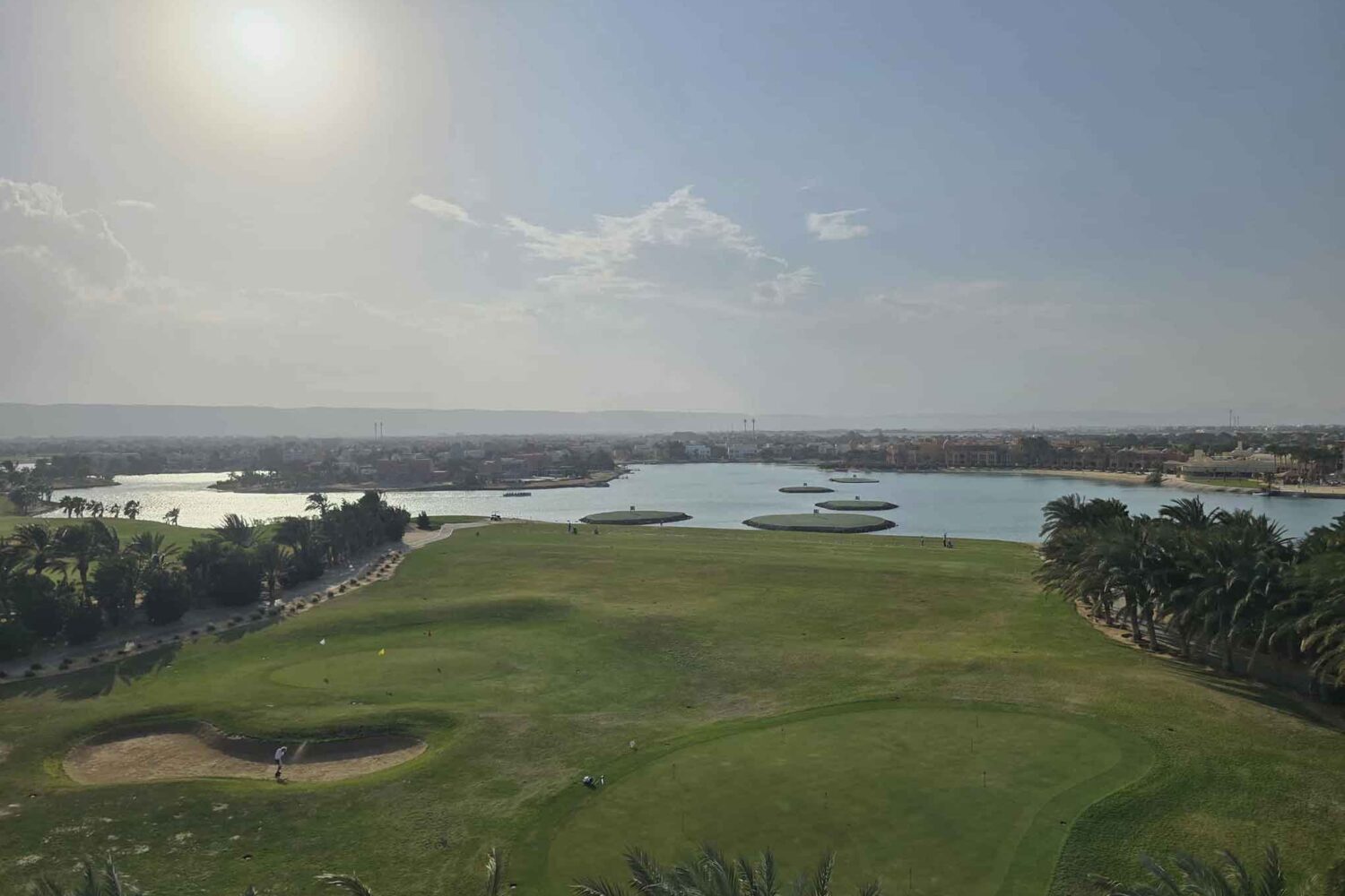 Private El Gouna Stadtrundfahrt mit Lagoonfahrt