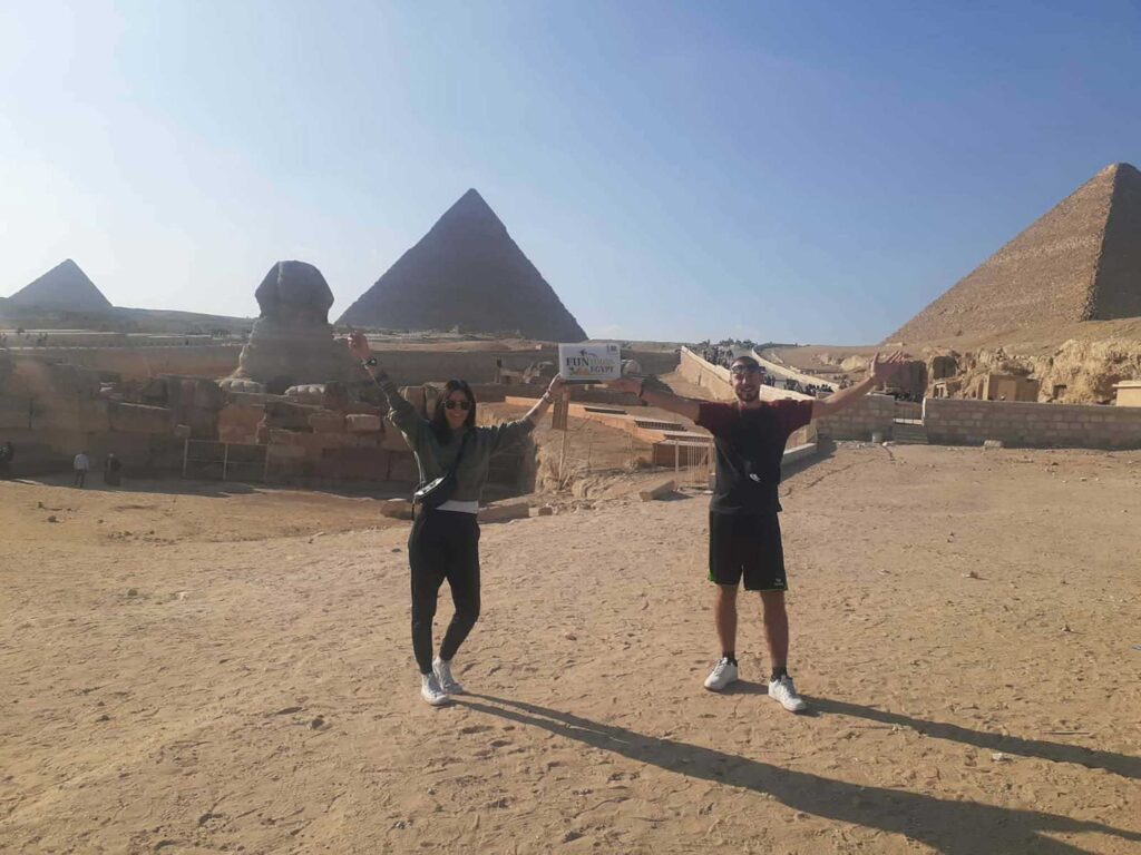 Private Kairo Tagesausflug mit dem Flugzeug – Pyramiden, Sphinx, Neues großes Museum, Alt-Kairo & Khan el-Khalili