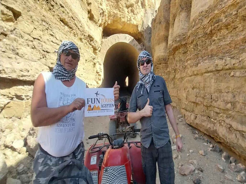 Private Quad Tour zum Sonnenuntergang – Berge & Geisterstadt