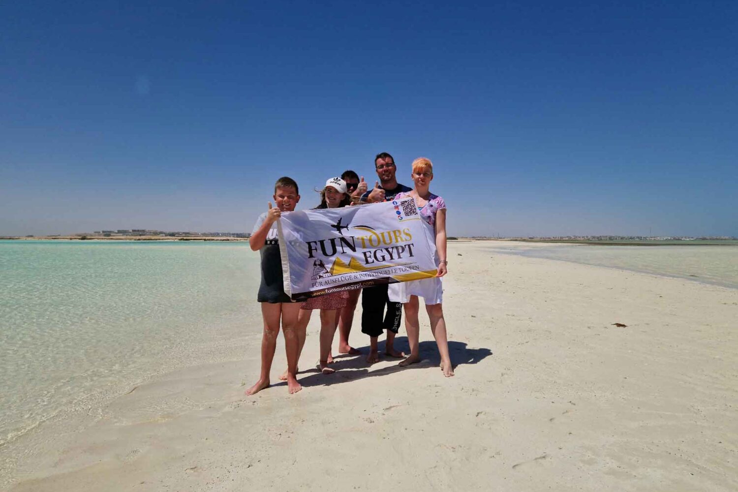 Private Karibik-Tour zur Malediven-Insel mit Glasboot – Exklusiver 4-Stunden-Ausflug ab Hurghada