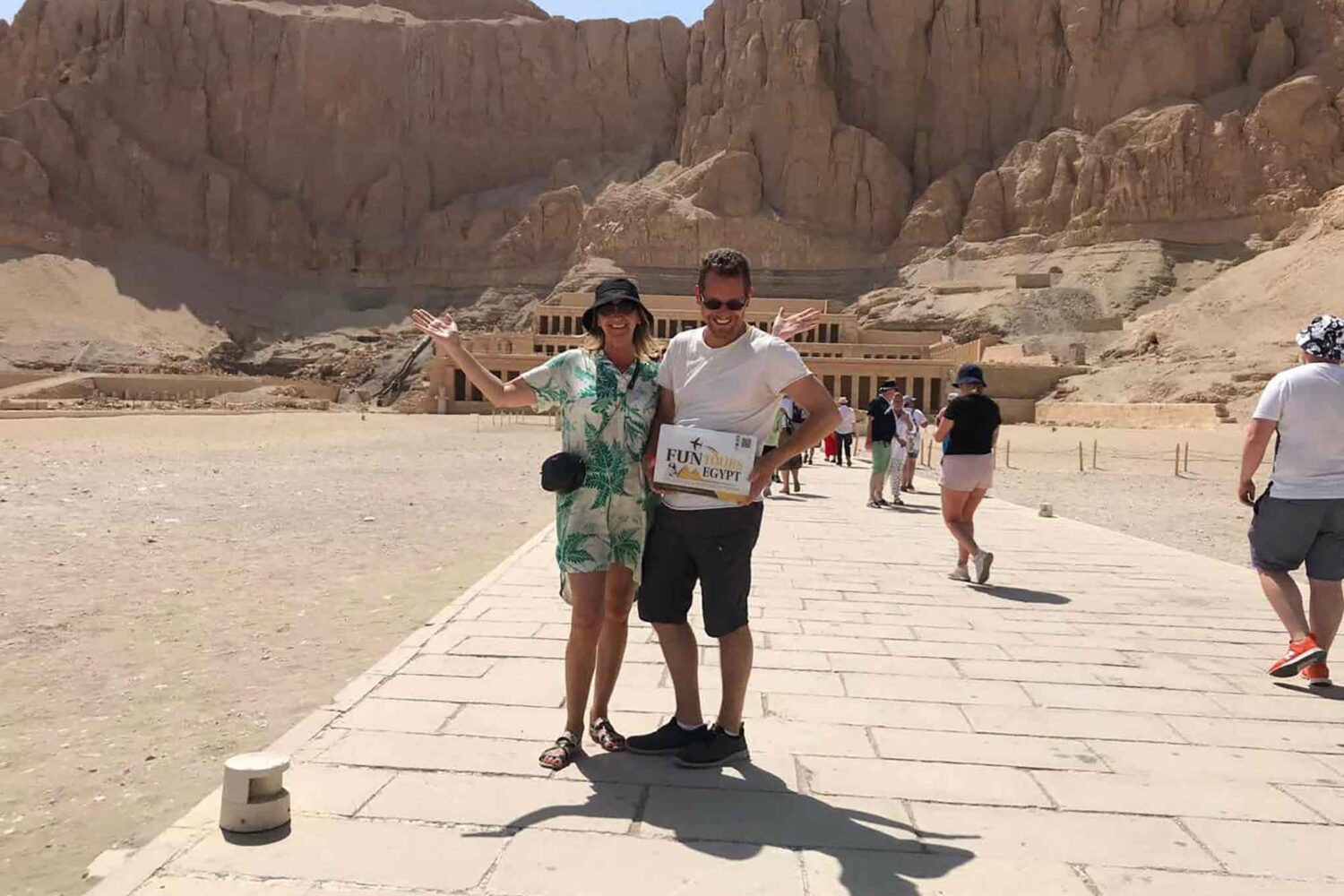 Private Tagestour nach Luxor – Tal der Könige, Karnak, Hatshepsut & Nilfahrt