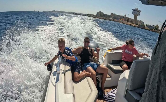 Private Schnellboot Tour Delfine & Inseln individuell anpassbar